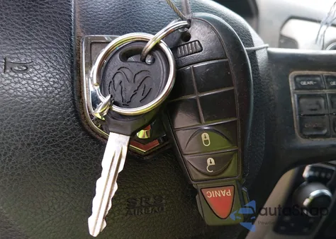 2014 Ram 1500 Lone Star из США, поврежденный, VIN 1C6RR7LT7ES270390